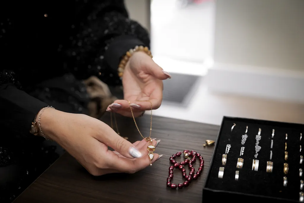 A bespoke ring by Charlene