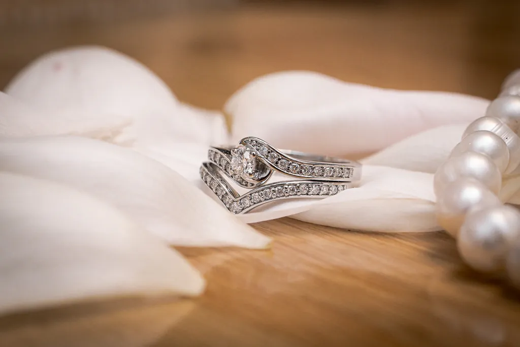 Bespoke wedding rings near Sandy, designed near Cambridge